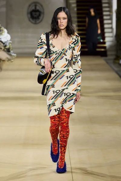 Look 46